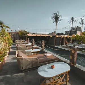 4* فندق 555 Clubbing Adults Only